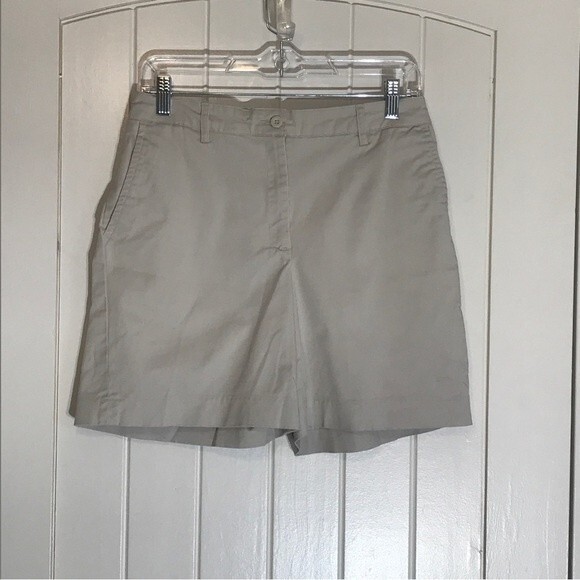 Kim Rogers Khaki Shorts - Picture 5 of 10